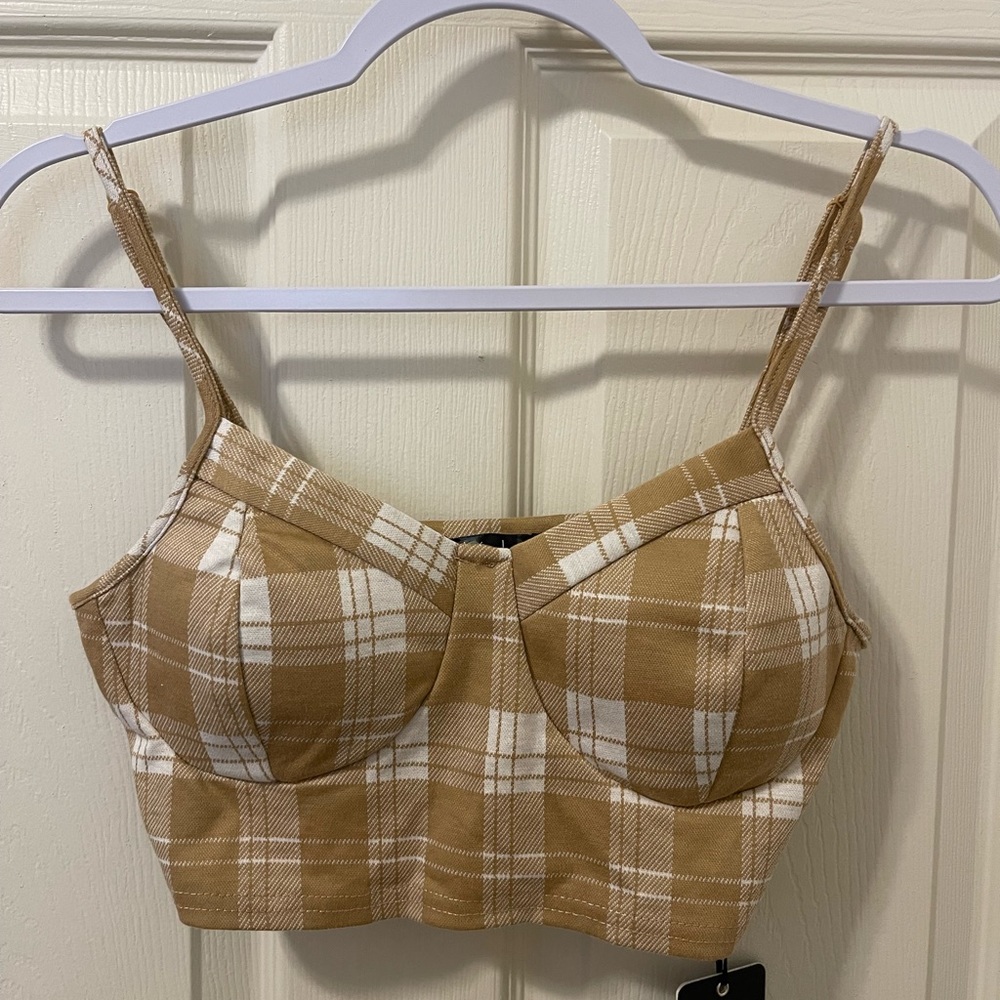 NEW Brallette Style Crop